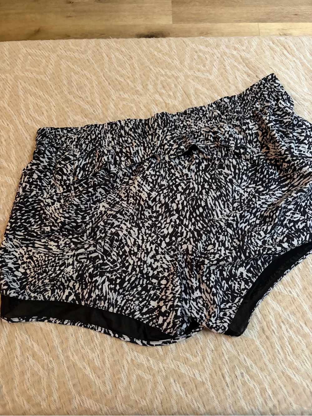 Athleta Black and White Printed Mesh Accent Racer Shorts - Picture 2 of 6